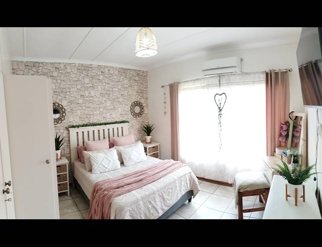 3 BEDROOM FREESTANDING FOR SALE IN STRELITZIA PARK